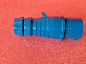 Interpower 84132210 32A-6h 200-240V~ 32A/125-250VAC 3-Pin Industrial Plug No Box - Picture 1 of 6