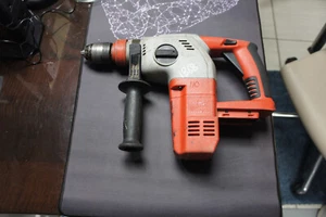 MILWAUKEE HD 28 HX M28 V28 HEAVY DUTY 4 MODE HAMMER DRILL 480 - Picture 1 of 8