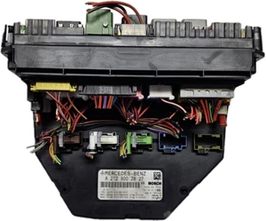 Mercedes W212 SAM Body Control Module Fuse Box A 2129002827 A 2129014707 - Bild 1 von 2