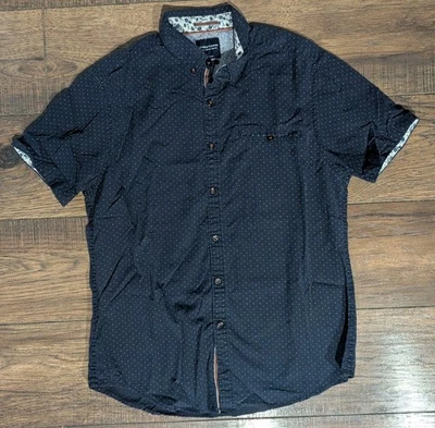 Denim & Flower Ricky Singh Slim Fit Short Sleeve Novelty Print Button Up Size M - Image 1 of 4