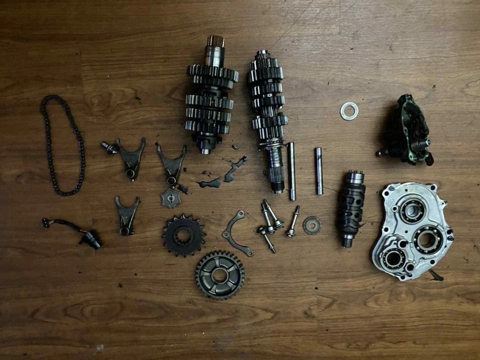 2006 2007 Honda Cbr1000RR CBR 1000 OEM engrenagens de transmissão garfos de câmbio tambor trans - Imagem 1 de 3