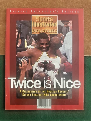 Sports Illustrated Edición Especial Coleccionista Dos veces es Bonito NBA Houston Rockets Foto 1 de 4