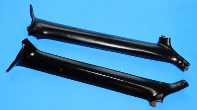 Ford Thunderbird 1967 1968 pilar A interior moldura de esquina - par Foto 1 de 4