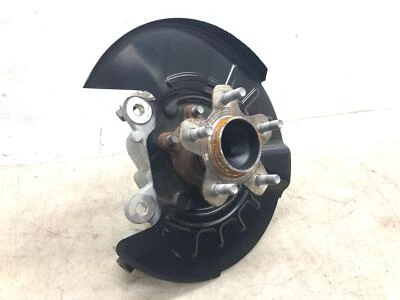 2022 2023 2024 MITSUBISHI OUTLANDER OEM FWD REAR RIGHT SPINDLE KNUCKLE - Image 1 of 4