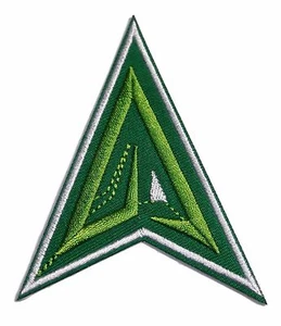 DC Comics Green Arrow Shield Logo 3 " Wide Embroidered Iron On Patch - Picture 1 of 1