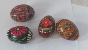 Lot Of 4 Hand Painted Wood Easter Eggs  - Picture 1 of 7