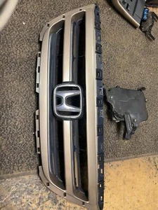 Grille HONDA ODYSSEY 05 06 07 - Picture 1 of 9