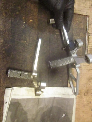 Ducati 748 916 EARLY 1995 CRM VARESE billet rearsets rear sets footpegs — 第 1/4 张图片