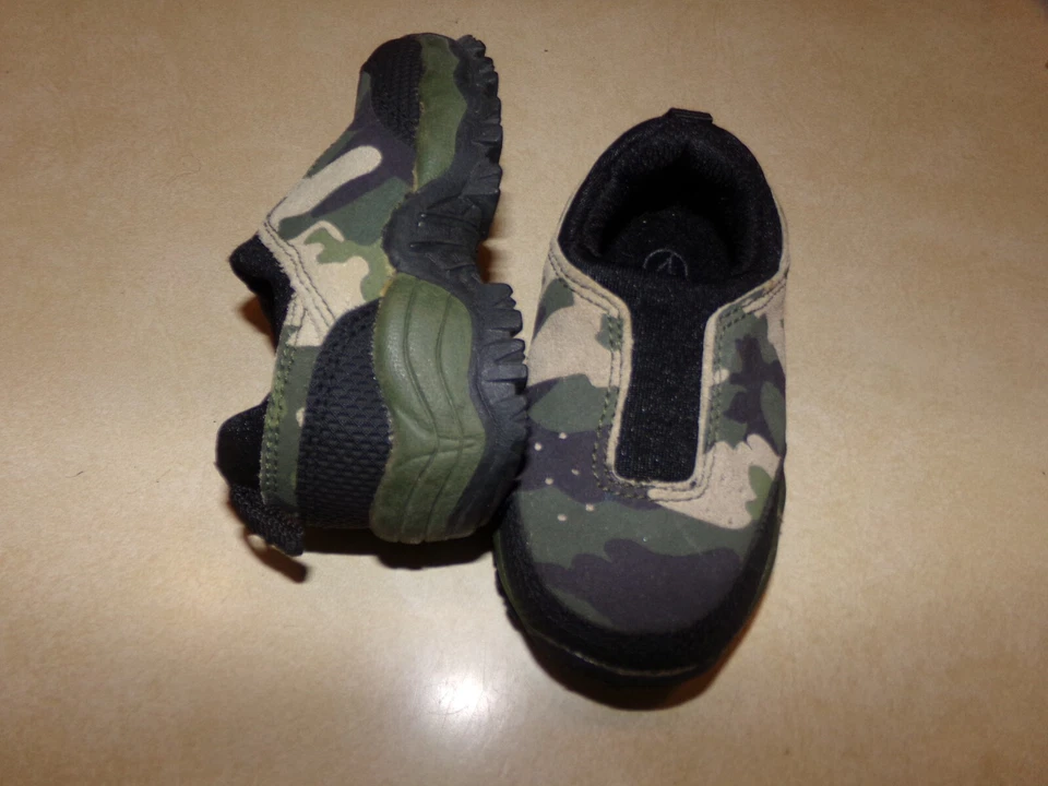 The Children's Place Toddler Boy Camo slip on Shoes size 4 - Image 1 of 1