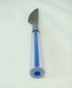 Ikea Design Von Ivar Ledang Skymta Blau (Plastik Griff) Dinner Messer ( Ves) Neu - Bild 1 von 6