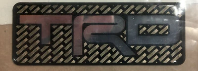 OEM TRD LOGO EMBLEMA TOYOTA RACING DEVELOPMENT PTR26-17640 Foto 1 de 2