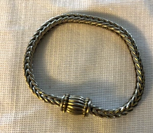 Brazalete Cadena Cuerda Tono Plata Magnético 8" Largo con Cierre de Barril (Se Sostiene Apretado) - Imagen 1 de 3
