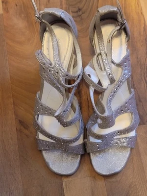 Zapatos de Vestir Tacón Alto Talla 9 Cálidos Color Metálico Nuevas Comodidades Alfani Para Mujer Foto 1 de 4