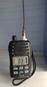 ICOM IC-M88 Morskie radio VHF - używane, testowane, bateria w zestawie, bez ładowarki - Zdjęcie 1 z 14