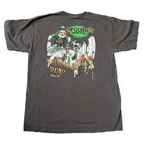 Y2K McGuires Irish Pub Destin FL 11th Annual Halloween Run Graphic Vintage Tee - Picture 1 of 9
