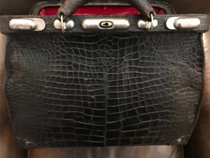 Doctor's Bag Large Antique Black Alligator Red Leather Interior - Picture 1 of 12