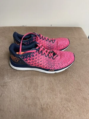 Zapatos para correr New Balance para mujer Fuelcore Razah rosa WRZHLC1 encaje parte inferior 9,5 Foto 1 de 4
