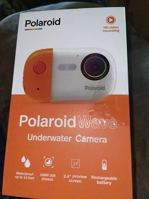 Polaroid Wave Underwater 18mp 4K UHD Camera (Orange/White) - WiFi- Open Box - Image 1 of 4