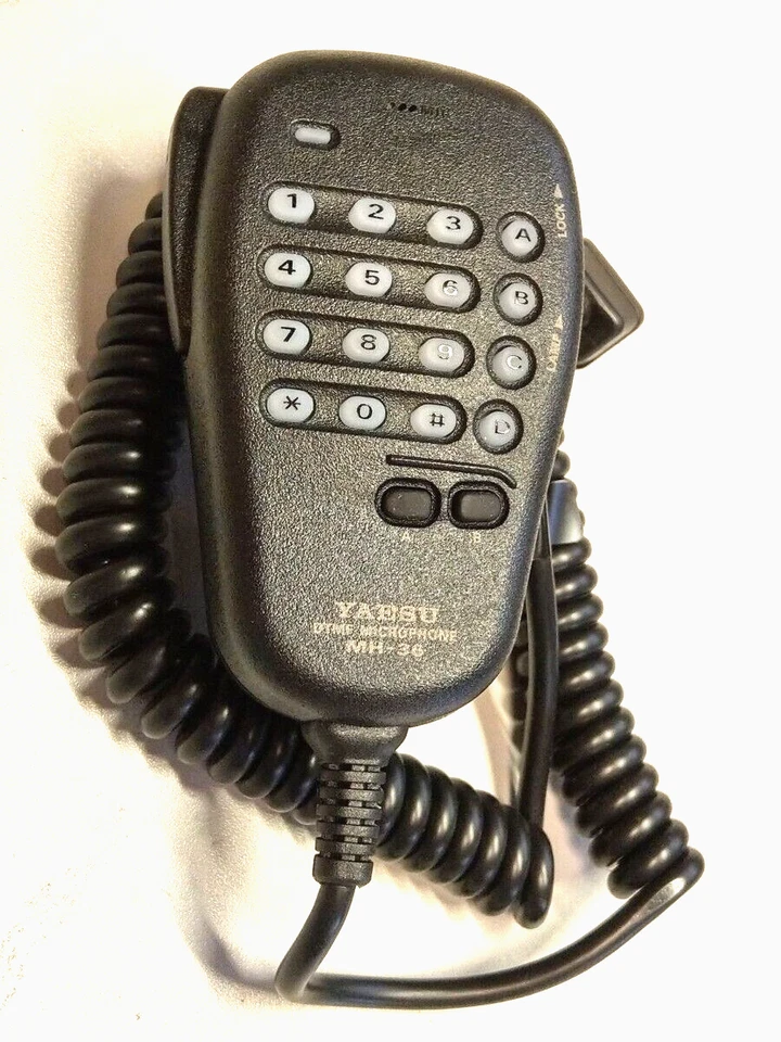 YAESU MH36E8J Handmikrofon DTMF für FT-817ND / FT-857 / FT-897 Transceiver - Bild 1 von 1