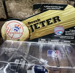 Derek Jeter MLB NY Yankees McFarlane Sportspicks Series 24 Wave 1 Action Figure - Picture 1 of 2