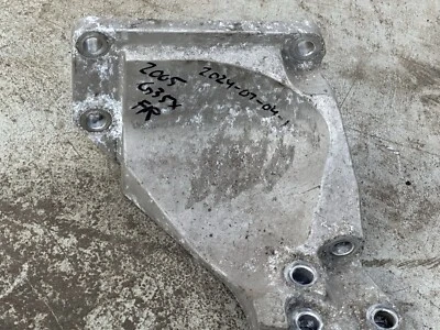 Soporte de montaje del motor del lado derecho del pasajero Infiniti G35X 2003-2006 OEM Foto 1 de 4