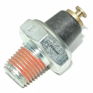 Engine Oil Pressure Sensor Switch For Ford Tractors ECs - Picture 1 of 3