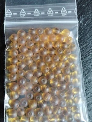 GlasPerlen gefrostet  6mm  100 Stück  Honigfarben Bernsteinfarben  - Bild 1 von 3