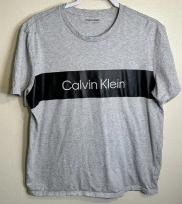 CALVIN KLEIN MEN GRAPHIC LOGO BOX CREWNECK T-SHIRT (GRAY/BLACK, MEDIUM) NWT - Image 1 of 2