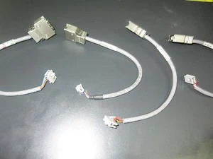  lot of 4 cable  3m 10320 cable Remove from Yaskawa Servopack SGDH-04AE - Picture 1 of 2