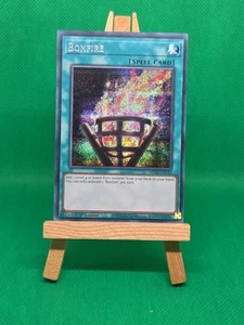 Bonfire - Prismatic Secret Rare 1st Edition MP24-EN133 YuGiOh - Foto 1 di 13