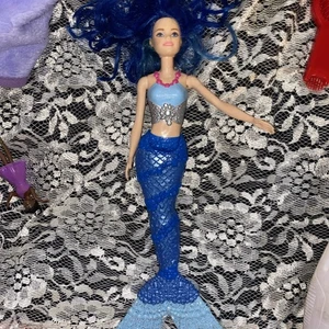 Barbie Dreamtopia Sparkle Mountain Mermaid Doll BLUE - Picture 1 of 3