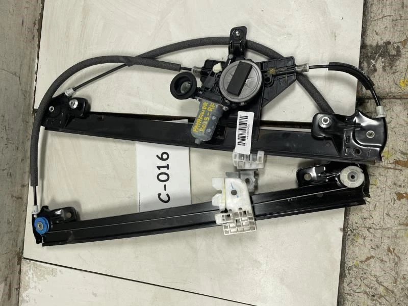 2015 NISSAN PATHFINDER PLATINUM FRONT RIGHT DOOR WINDOW REGULATOR MOTOR OEM+ — 第 1/4 张图片
