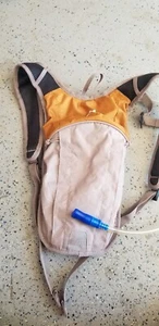 Ozark Trail Small 2 Liter Hiking Hydration Backpack W/ Water Reservoir-FREE SHIP - Picture 1 of 5