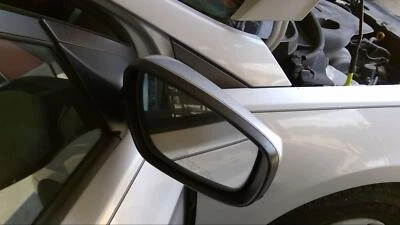 Espejo retrovisor derecho usado se adapta a: Hyundai Accent Power 2016 color de carrocería sin repetición lateral Foto 1 de 4