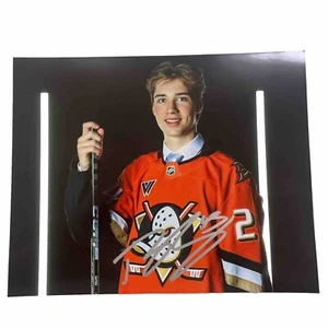 Beckett Sennecke Signed 2024 Draft Autographed Oshawa Anaheim Ducks 8x10 - Picture 1 of 1