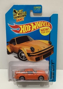 Hot Wheels Porsche 934 Turbo RSR 2014 - arancione - HW City 74/250 nuovo con scatola - Foto 1 di 2