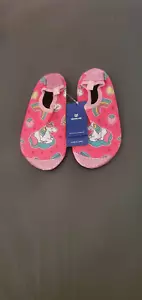 NEW IN PACKAGE WATELVES GIRLS WATER SHOES - Picture 1 of 5