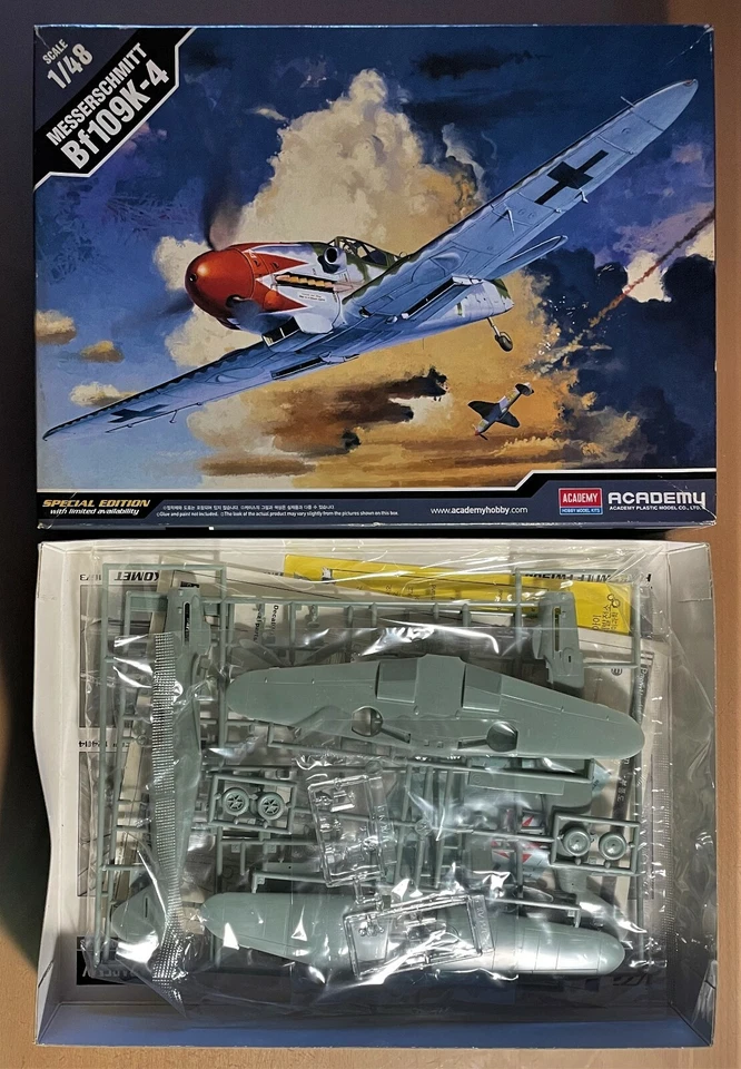 ACADEMY 12228 - MESSERSCHMITT BF109K-4 - 1/48 PLASTIC KIT - Immagine 1 di 1