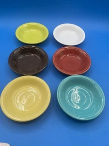 Set Of 6 FiestaWare Mixed Colors Small 5.25” Stackable Bowls - Bild 1 von 10