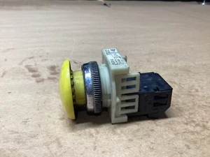 Fuji Electric AH30-M Yellow Mushroom Push Button 600V #137M48 - Picture 1 of 3