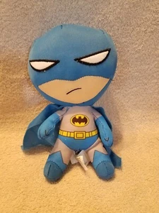DC Comics DC Super Friends NIEDLICHER BATMAN MIT GROSSEM KOPF 11 Zoll Plüschtier STOFFTIER - Bild 1 von 3