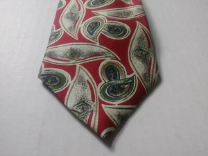 Hathaway Mens Red Geometric Neck Tie 100% Silk Made In USA - Picture 1 of 4