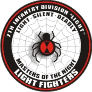 U.S. Army 7th Infantry Division Light Window Wall Vinyl Decal Sticker Military - Bild 1 von 4