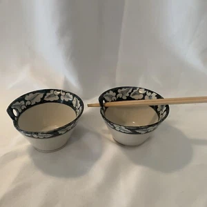 2 Japanese Ceramic Rice Noodle Bowls Blue with Chopstick Slots - Picture 1 of 9