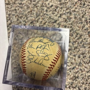 Seattle Mariners 1985 Team Signed Ball & Case - Picture 1 of 7