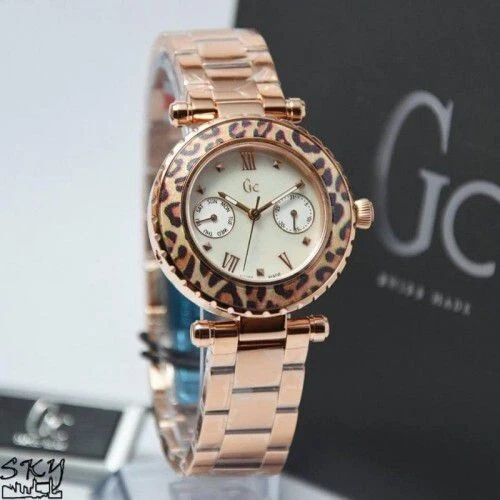 GUESS Collection Women's 34mm Gold Plated Bracelet Quartz Watch X35015L4S