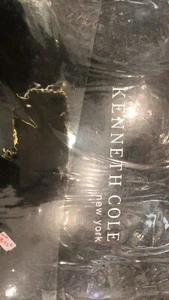 Kenneth Cole by Kenneth Cole Gift Set-50ml EDT Spray+100ml After Shave Gel /Rare - Picture 1 of 10