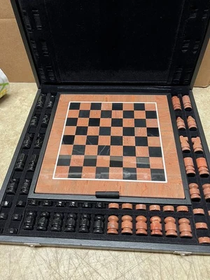 Juego de ajedrez y ajedrez de mármol premium y tablero caja de cuero sintético de 10 pulgadas Foto 1 de 4