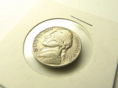 1939 JEFFERSON NICKEL Coin - FREE SHIPPING - Image 1 of 3