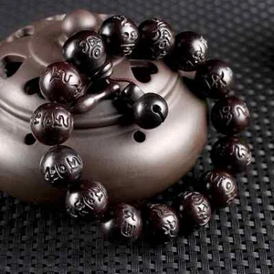 Bracciali Mantra Legno 15mm Sei Personaggi Preghiera Buddista Giuggiola Perline Meditazione - Foto 1 di 4